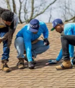 What to Look for When Hiring a Roofing Contractor